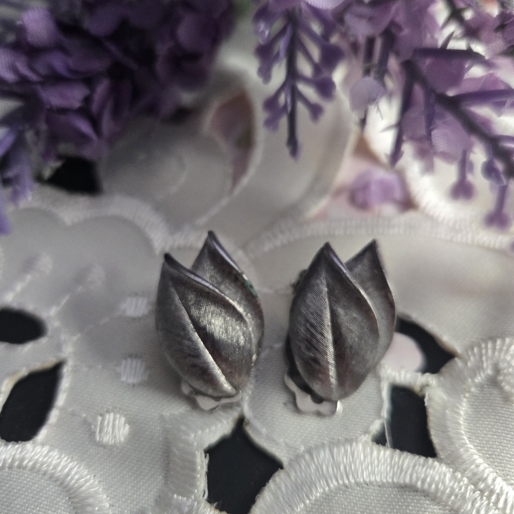 Silver-Tone Earring Bundle - image 7